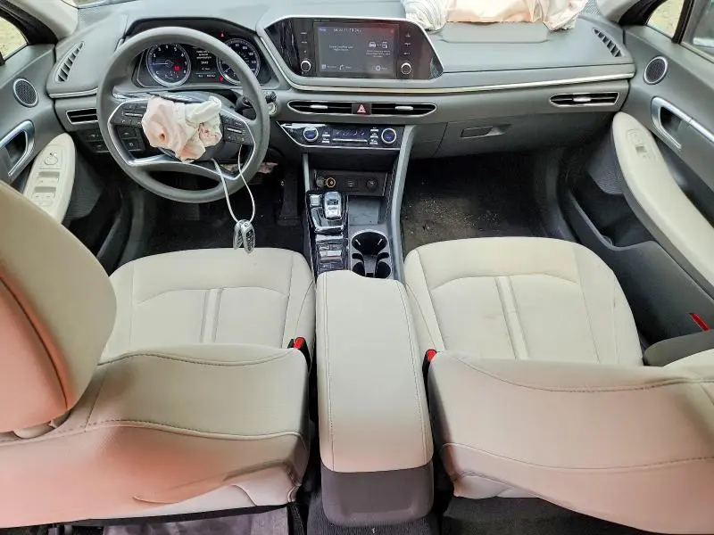 2022 HYUNDAI SONATA SEL  