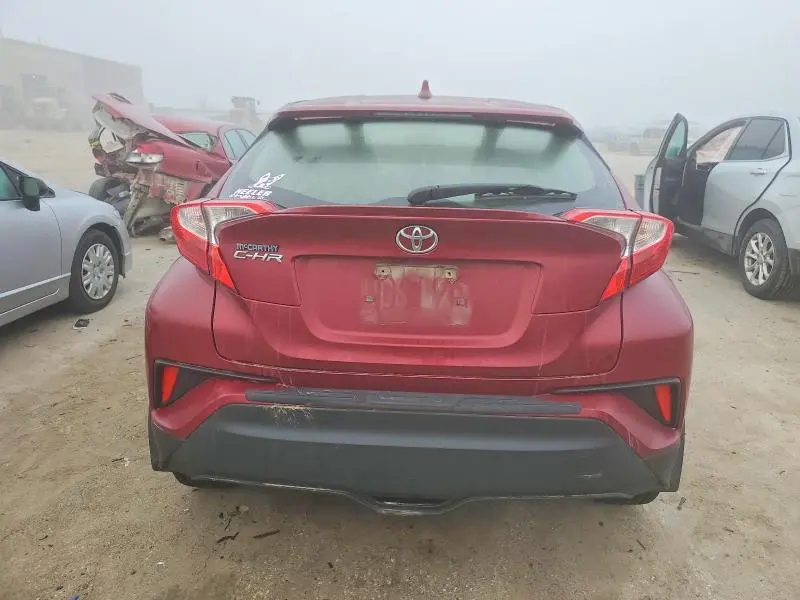 2019 TOYOTA C-HR LE  