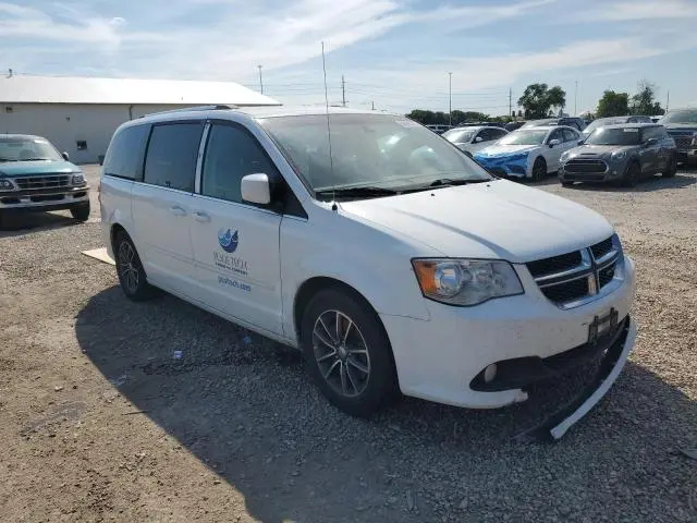 2017 DODGE GRAND CARAVAN SXT  