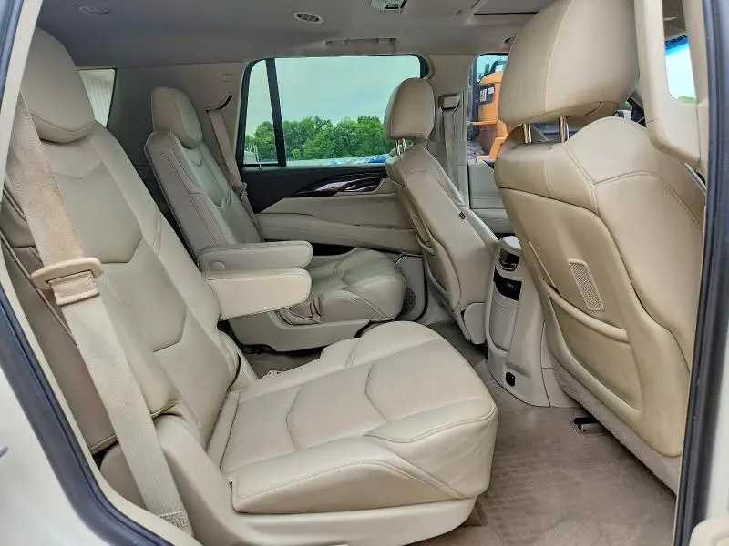 2015 CADILLAC ESCALADE LUXURY  