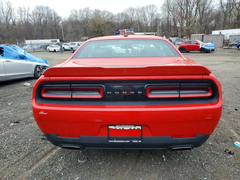 2016 DODGE CHALLENGER SXT  
