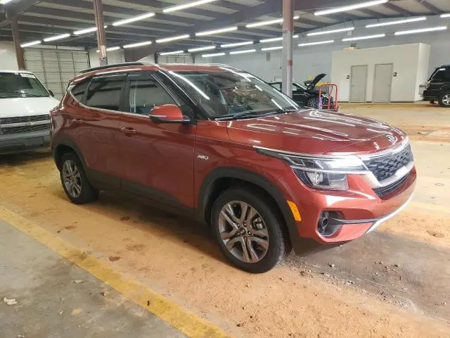 2021 KIA SELTOS S  