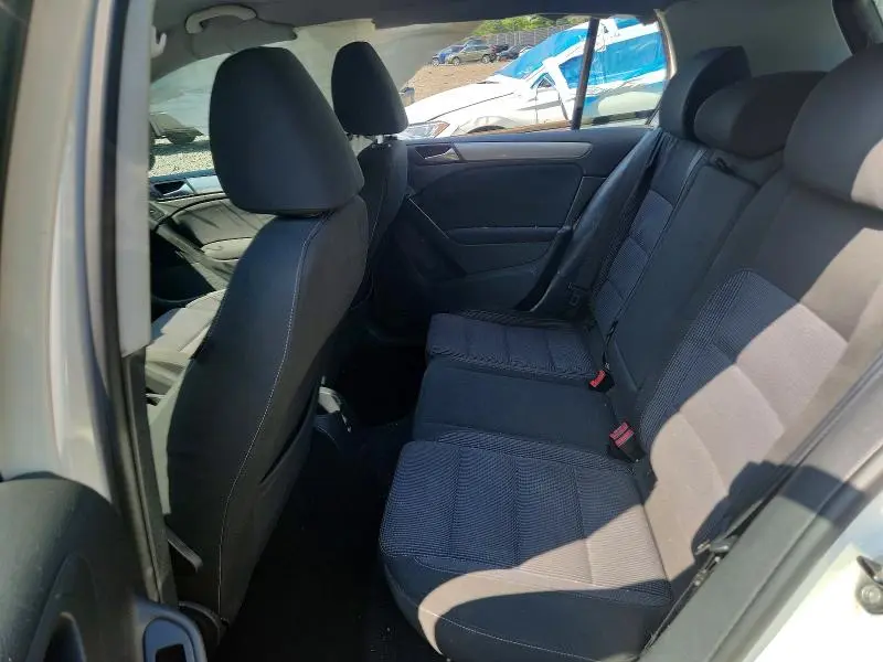 2012 VOLKSWAGEN GOLF   