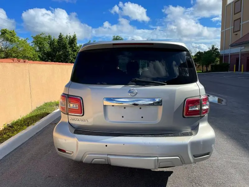 2017 NISSAN ARMADA SV  