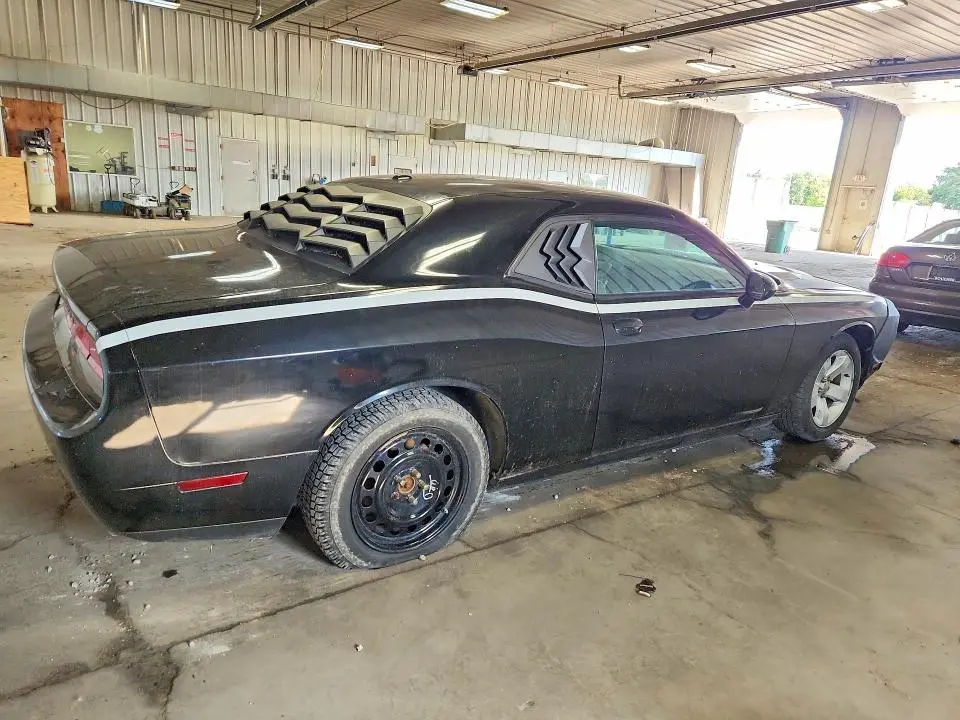 2012 DODGE CHALLENGER SXT  