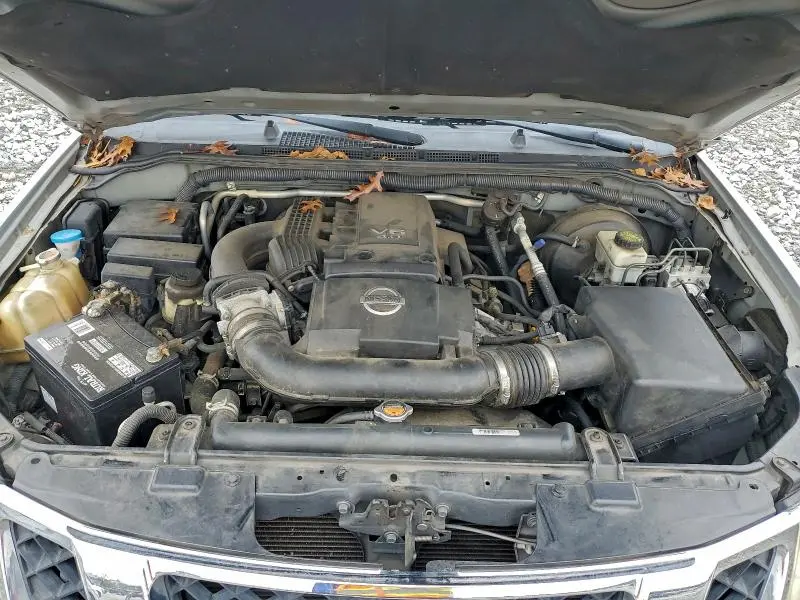 2012 NISSAN PATHFINDER S  