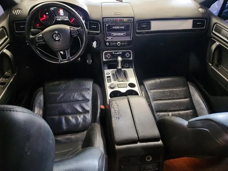 2017 VOLKSWAGEN TOUAREG WOLFSBURG  