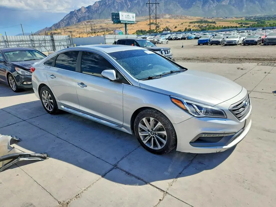 2017 HYUNDAI SONATA SPORT  
