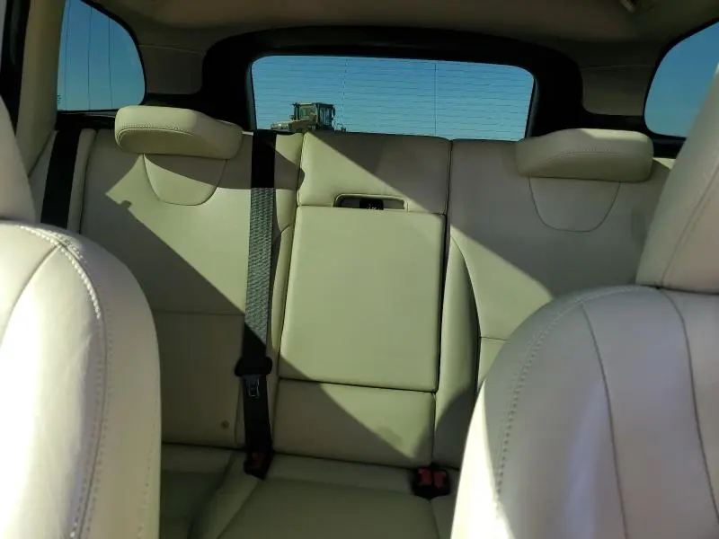 2017 VOLVO XC60 T6 INSCRIPTION  