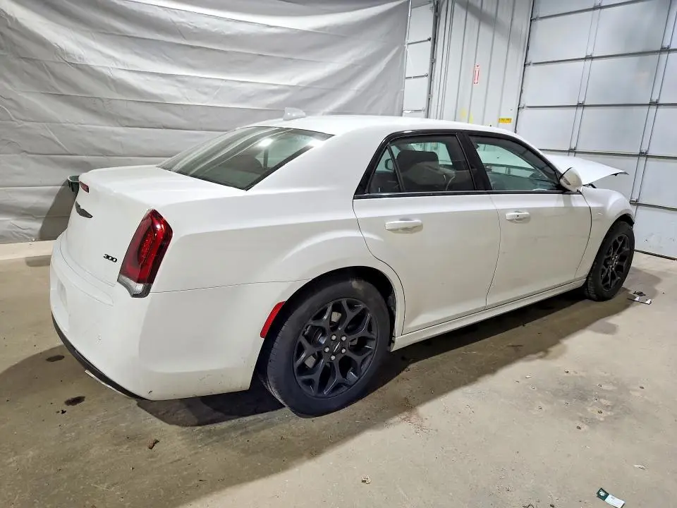 2022 CHRYSLER 300 TOURING L  