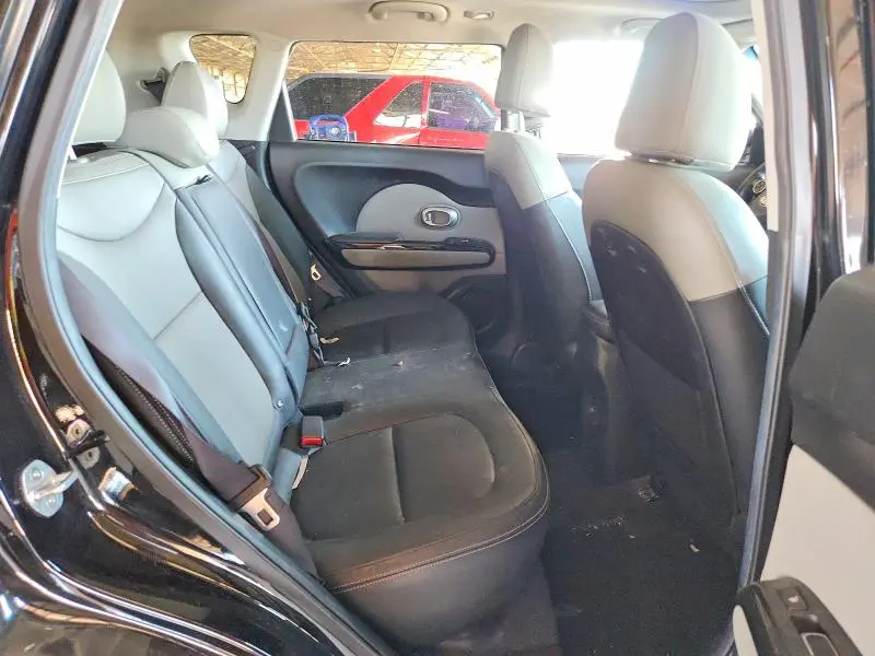 2017 KIA SOUL +  
