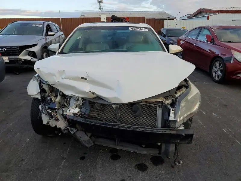 2013 TOYOTA AVALON BASE  