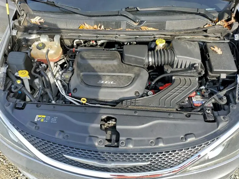 2017 CHRYSLER PACIFICA TOURING L  