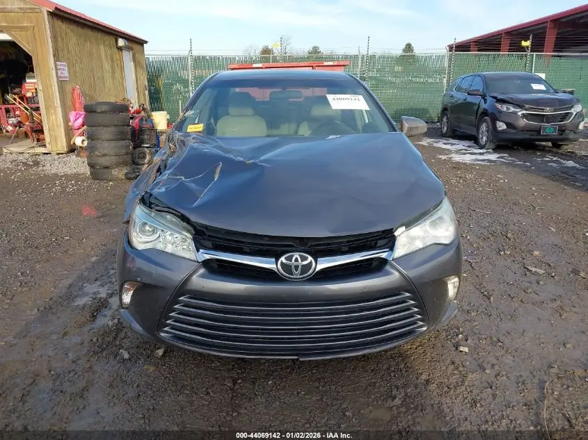 2016 TOYOTA CAMRY LE