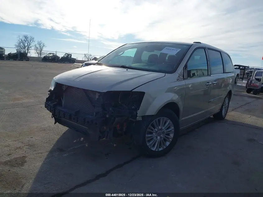 2013 CHRYSLER TOWN & COUNTRY LIMITED