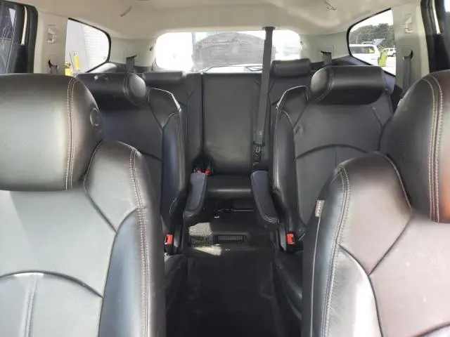 2013 CHEVROLET TRAVERSE LT  