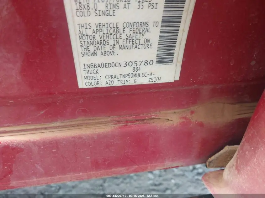 2012 NISSAN TITAN SV