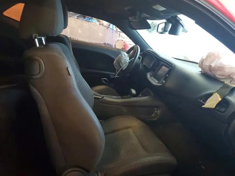 2015 DODGE CHALLENGER SXT  