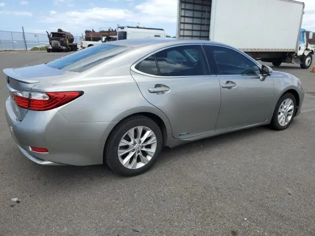 2015 LEXUS ES 300H  