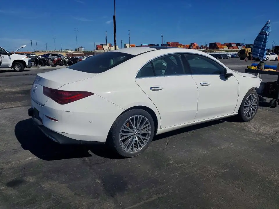 2025 MERCEDES-BENZ CLA 250  