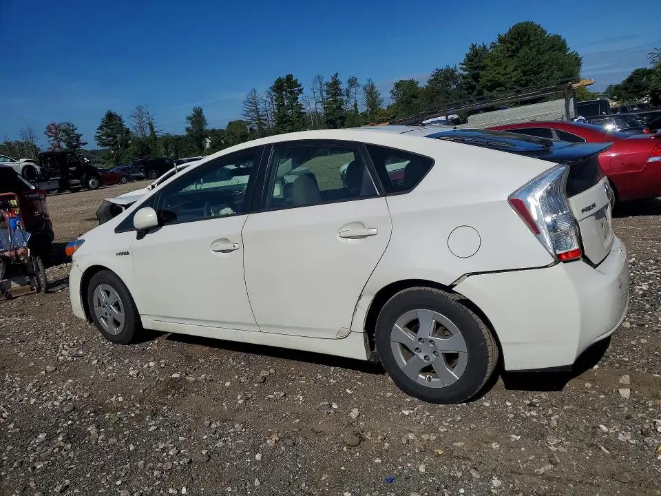 2011 TOYOTA PRIUS TWO  