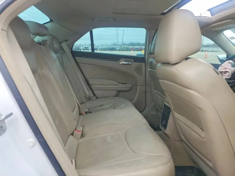 2014 CHRYSLER 300   
