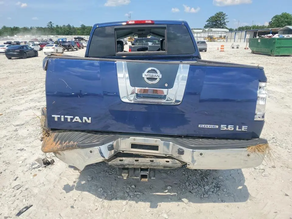 2010 NISSAN TITAN SE  