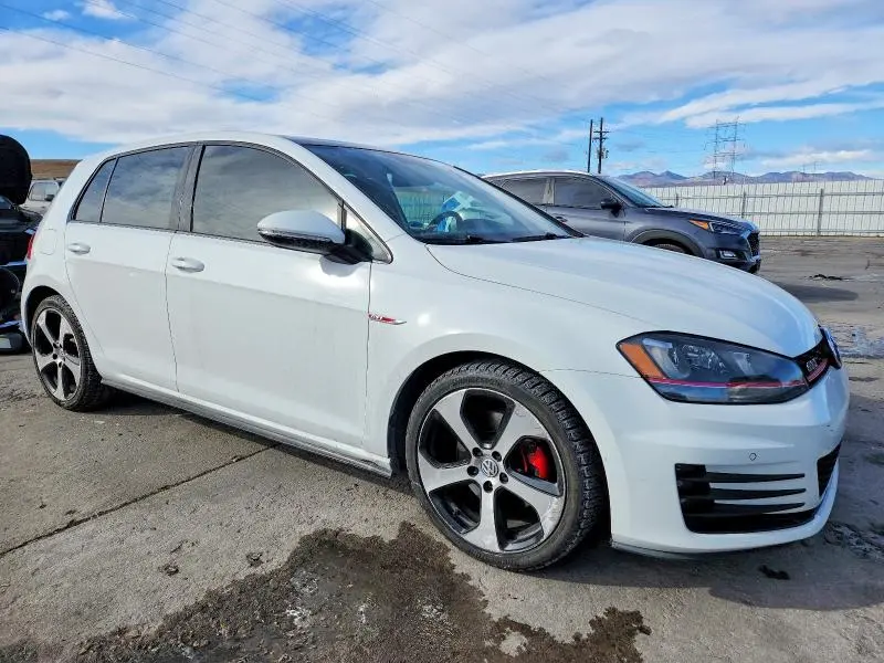 2015 VOLKSWAGEN GTI   