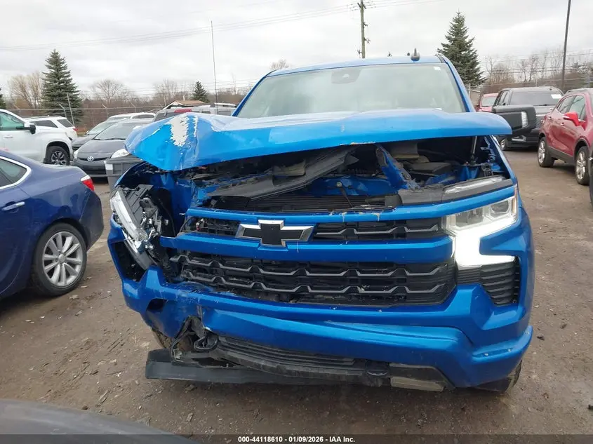 2023 CHEVROLET SILVERADO 1500 4WD  SHORT BED RST
