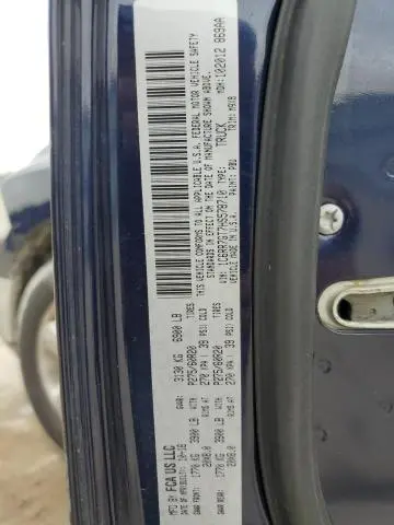 2017 RAM 1500 SLT  