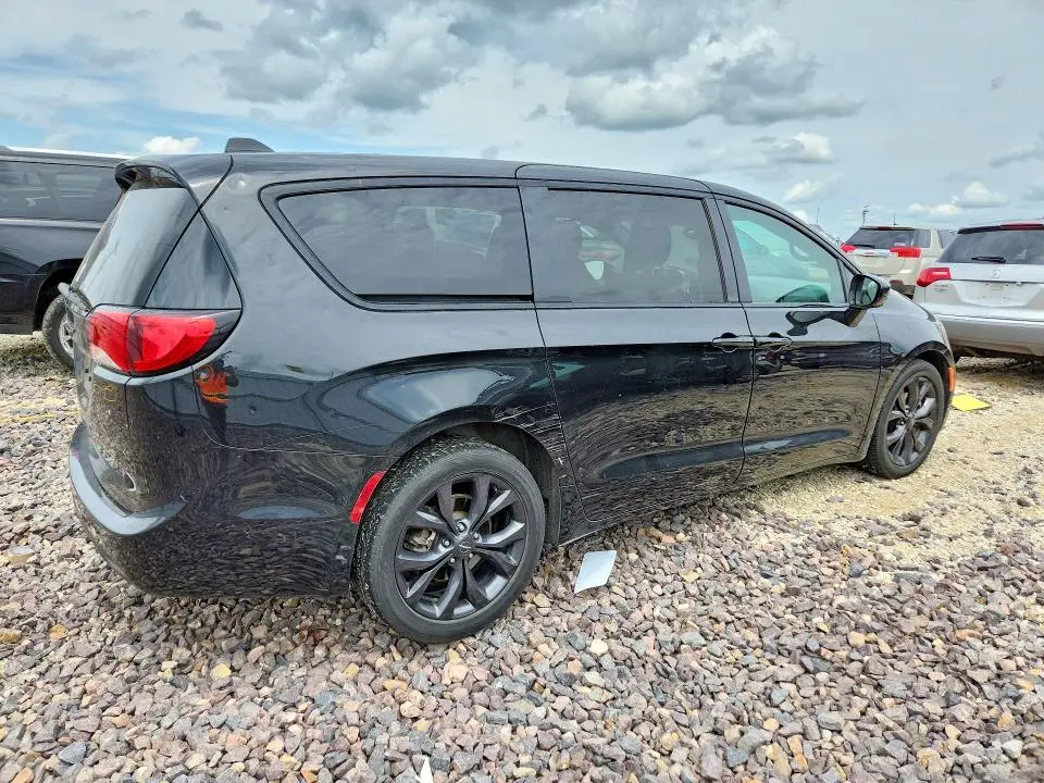 2019 CHRYSLER PACIFICA TOURING PLUS  