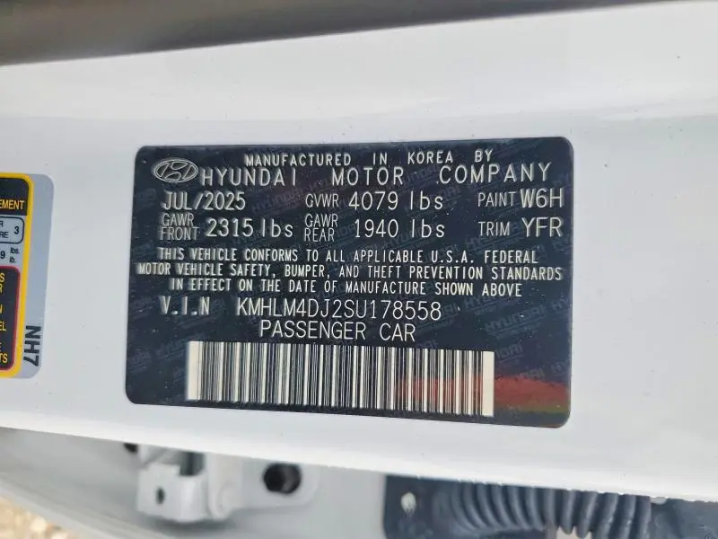 2025 HYUNDAI ELANTRA BLUE  