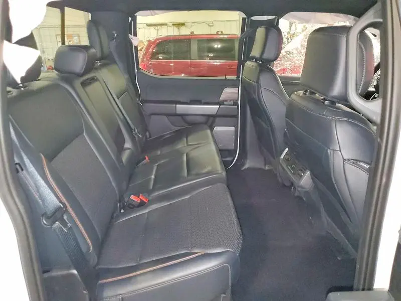 2025 FORD F150 LARIAT  