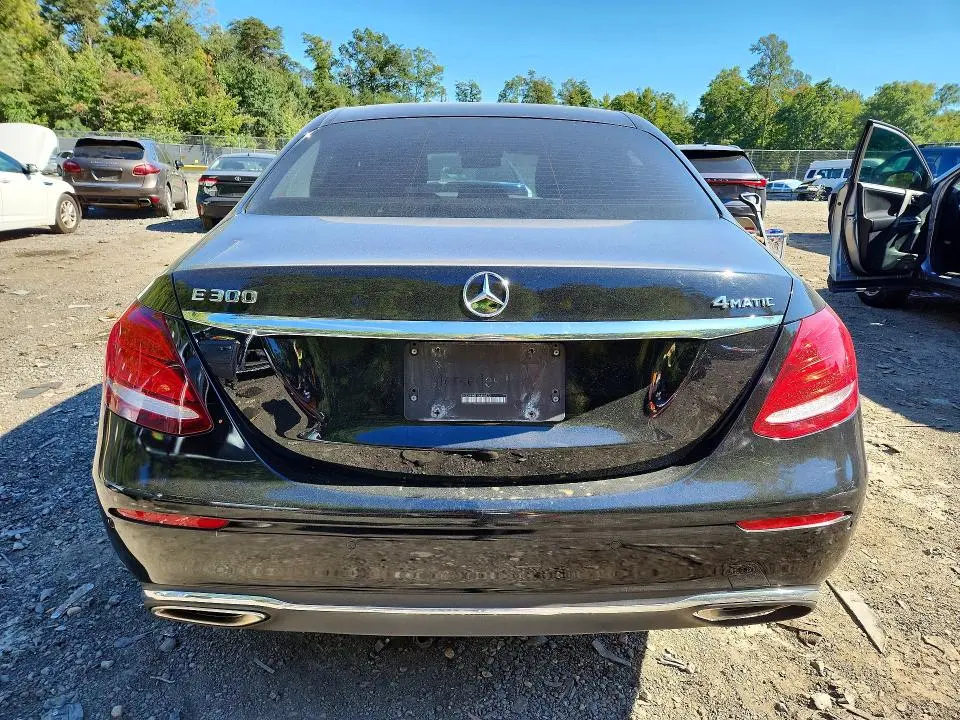 2018 MERCEDES-BENZ E 300 4MAT   