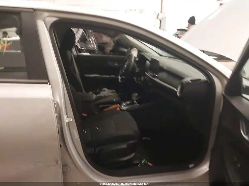 2019 KIA FORTE LXS