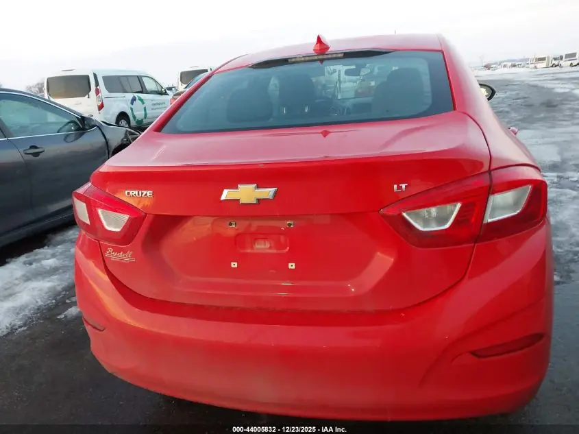 2017 CHEVROLET CRUZE LT AUTO