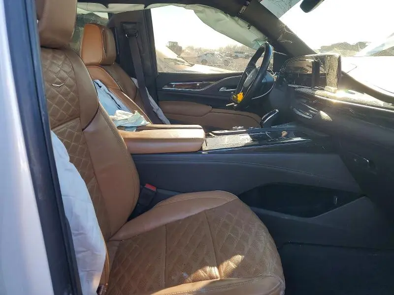 2023 CADILLAC ESCALADE ESV PREMIUM LUXURY  