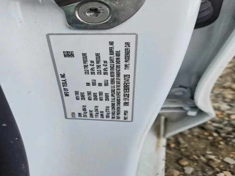 2024 TESLA MODEL 3   