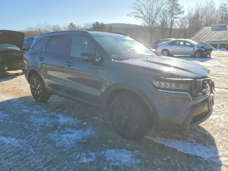 2021 KIA SORENTO S  