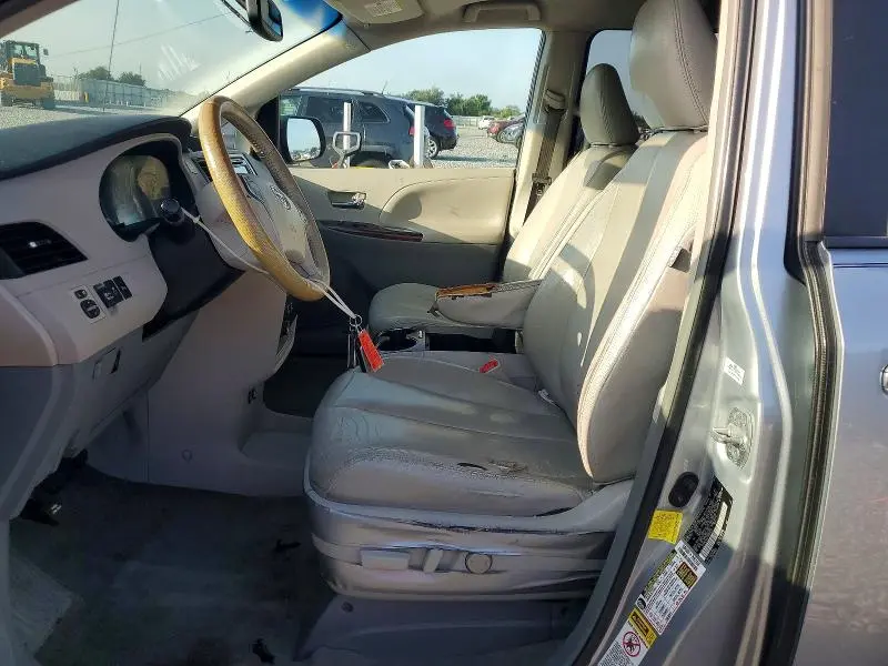 2012 TOYOTA SIENNA XLE 8-PASSENGER  