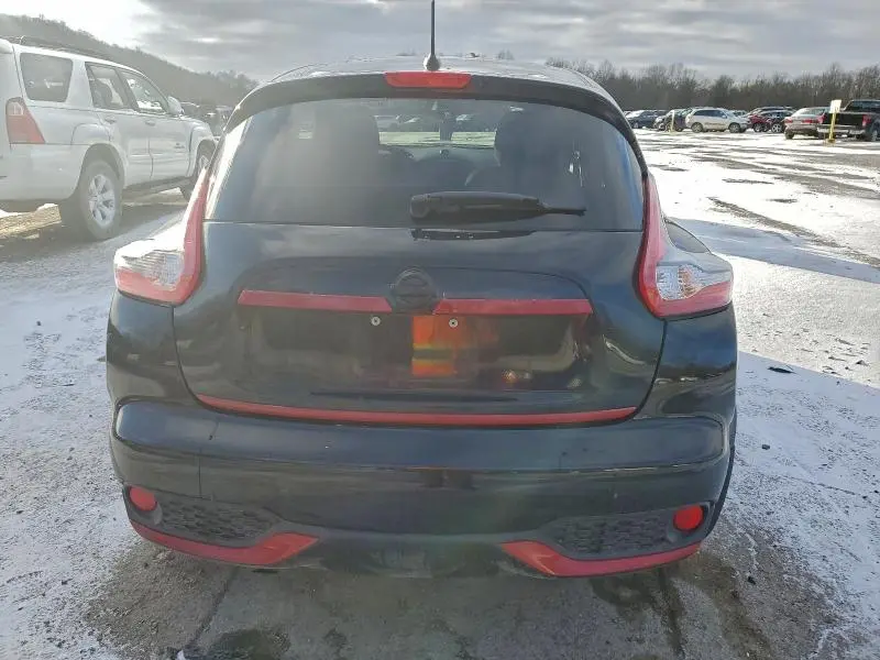 2015 NISSAN JUKE S  