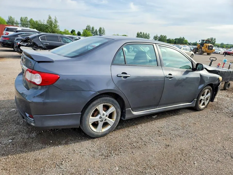 2011 TOYOTA COROLLA S  