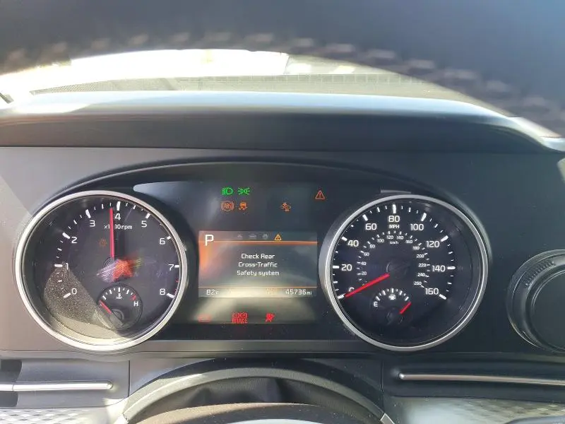 2024 KIA CARNIVAL LX  