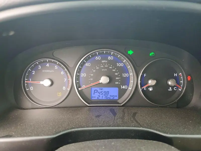 2012 HYUNDAI SANTA FE GLS  