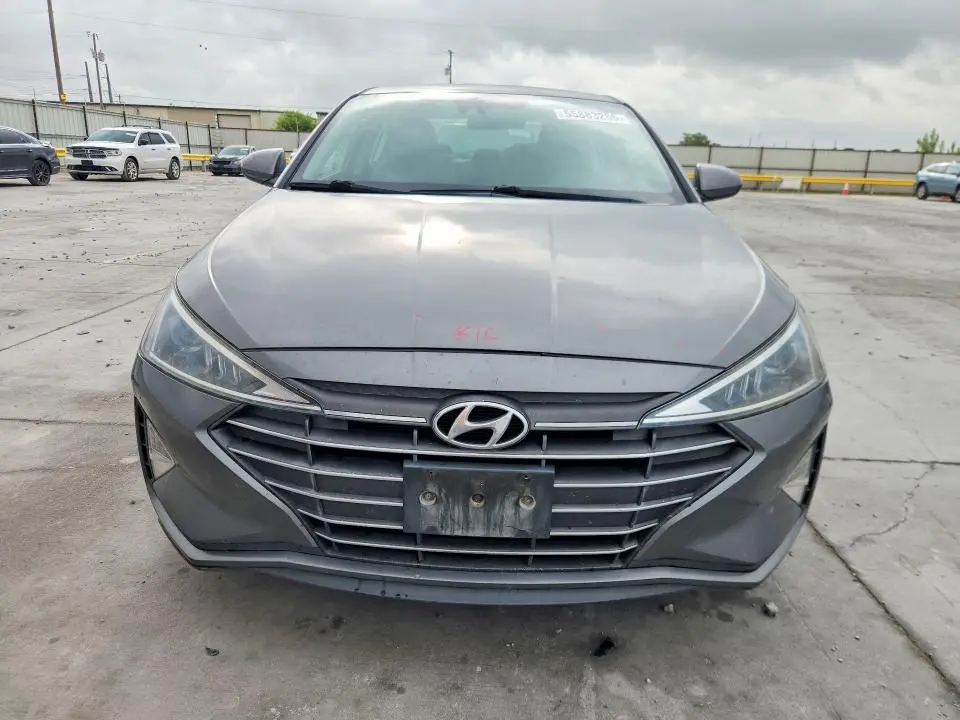 2019 HYUNDAI ELANTRA SEL  