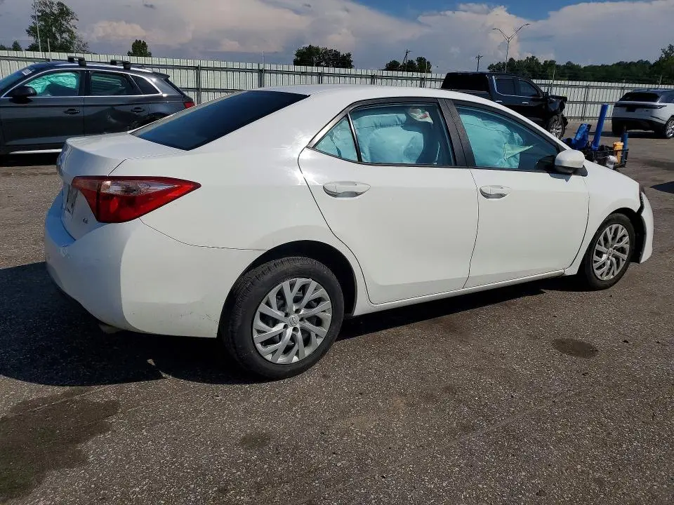 2019 TOYOTA COROLLA LE  