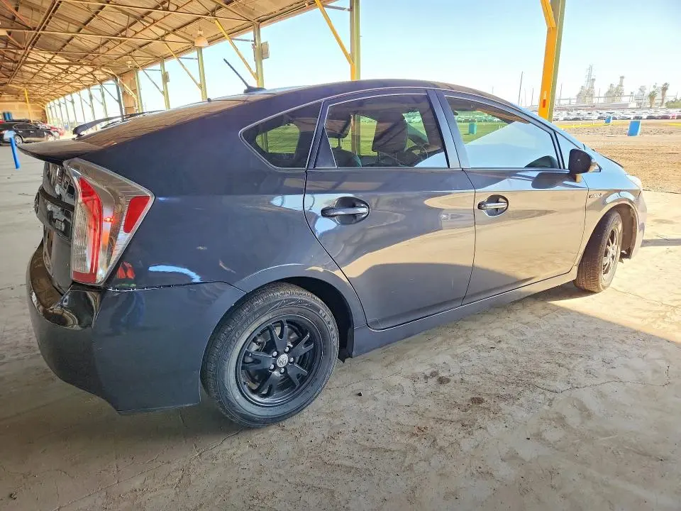 2014 TOYOTA PRIUS FOUR  