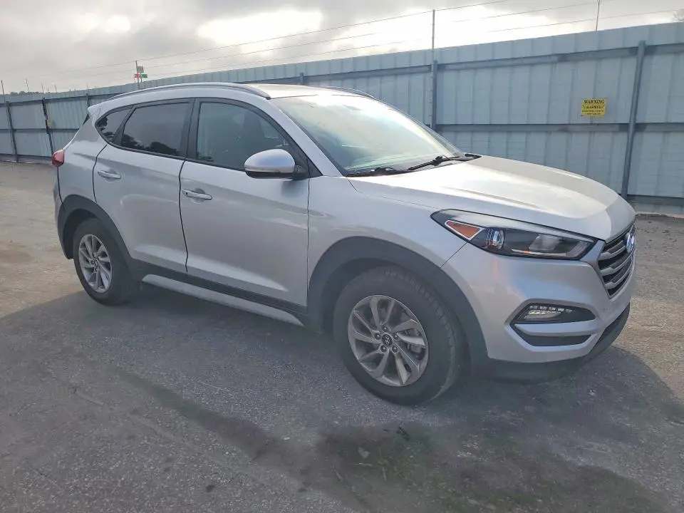2018 HYUNDAI TUCSON SEL PLUS  