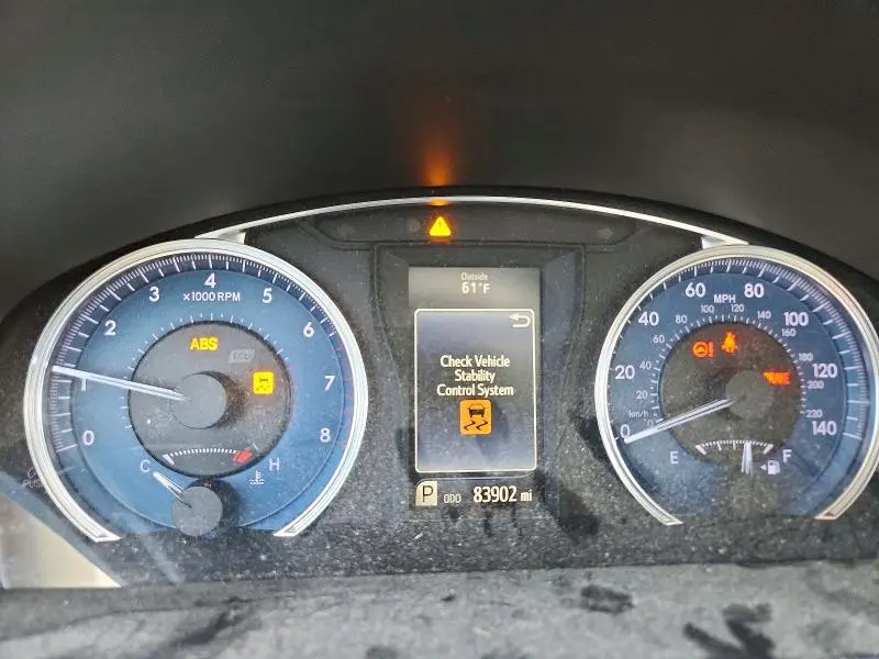 2017 TOYOTA CAMRY LE  