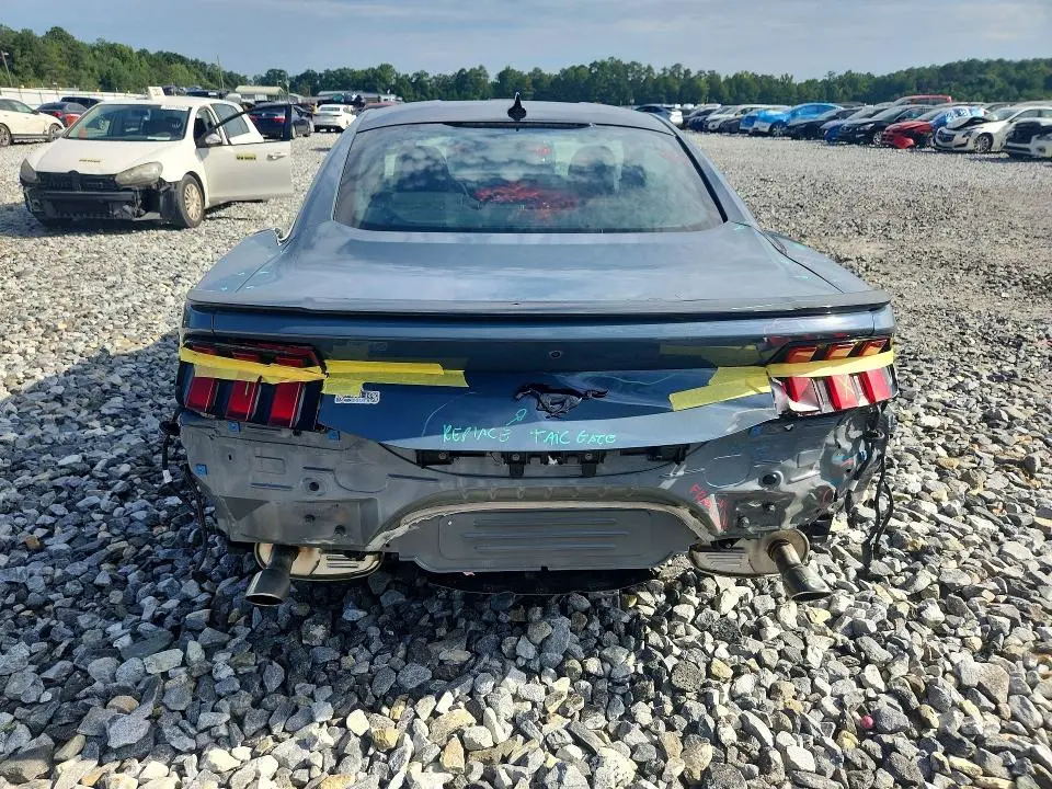 2026 FORD MUSTANG   